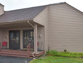 3349 Beacon St Unit 37, North Chicago, IL 60064