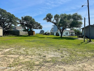 976 Island Rd, Harkers Island, NC 28531
