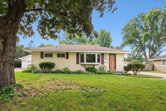 1711 W 84th St, Minneapolis, MN 55431