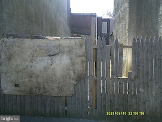 5924 Market St, Philadelphia, PA 19139