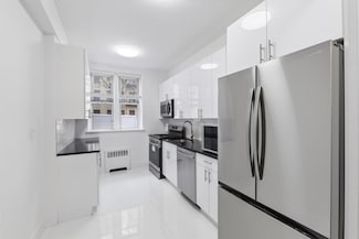 153 Bennett Ave Unit GBGC, New York, NY 10040