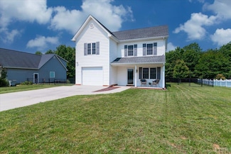 260 Russell Springs Dr, Lynchburg, VA 24501