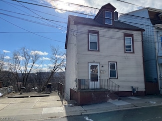 214 Washington St, Phillipsburg, NJ 08865