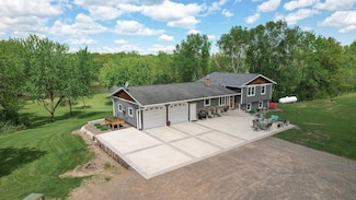 11946 180th St, Milaca, MN 56353