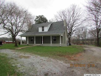 1868 Joe Quick Rd, New Market, AL 35761