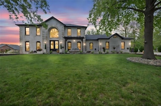 1 E Pawnee Ct, Columbia, IL 62236