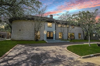 5614 Indian Cir, Houston, TX 77056