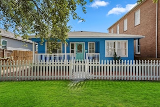 2907 Avenue M 1 2, Galveston, TX 77550
