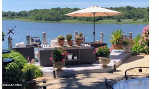 638 S Riverside Dr, Neptune, NJ 07753