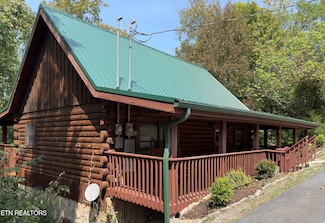 1051 Willard Way, Sevierville, TN 37876