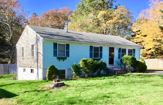 99 Raspberry Ln, Marstons Mills, MA 02648