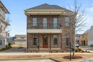 4 Ahearn Ln SE, Huntsville, AL 35802