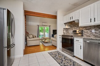 3 Adams Ct Unit C, South Deerfield, MA 01373