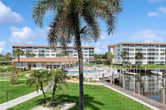 911 Gardenia Dr Unit 252, Delray Beach, FL 33483