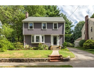 60 Hudson St, Milton, MA 02186