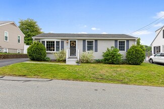 20 Maxine St, New Bedford, MA 02745