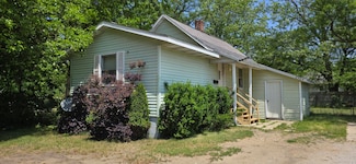 2524 8th St, Muskegon, MI 49444