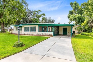 706 Lake Dr, Altamonte Springs, FL 32701