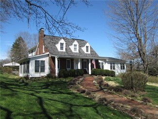 353 N Pitt St, Mercer, PA 16137