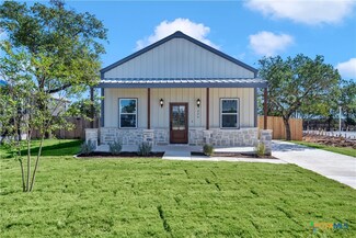 226 Western Ave, Bertram, TX 78605