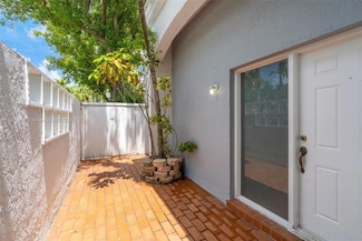 20908 Leeward Ct Unit 231-3, Aventura, FL 33180