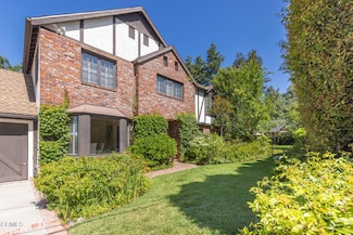 4621 Alta Canyada Rd, La Canada Flintridge, CA 91011