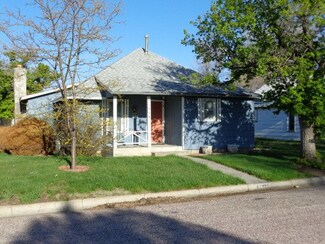 1308 11th St, Wheatland, WY 82201