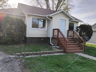 740 S Grace St, Lombard, IL 60148