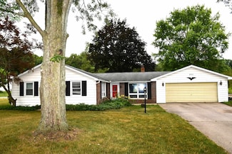 905 N Division St, Bristol, IN 46507