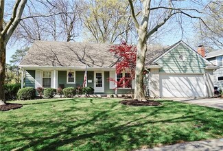 9116 Westbrooke Dr, Overland Park, KS 66214