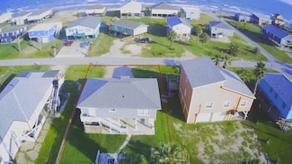 610 Seashell Dr, Freeport, TX 77541