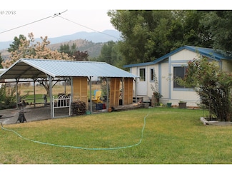 102 NE 7th Ave, John Day, OR 97845