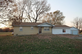 3157 Brinkley Rd, Marshfield, MO 65706