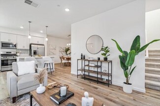 5407 Sand Arch Ln Unit 210, San Diego, CA 92154