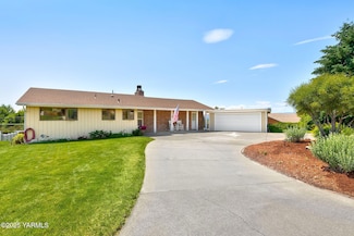 5306 Douglas Dr, Yakima, WA 98908