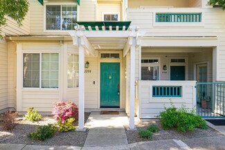 2208 Hastings Shore Ln, Redwood City, CA 94065