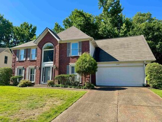 8787 Dewberry Ln, Cordova, TN 38016