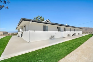 26346 Pawpaw Ct Unit 2, Corona, CA 92883