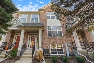 1674 Deer Pointe Dr, South Elgin, IL 60177