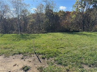 Lot #16 Oakland Heights Rd, Center Township, PA 15061