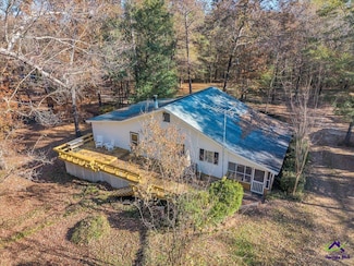 555 Kimberly Dr, Byron, GA 31008