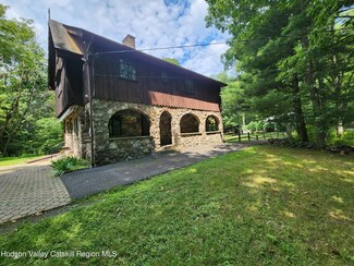 597 Domain Rd Unit 2, Freehold, NY 12431