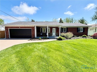 162 N Wynn Rd, Oregon, OH 43616
