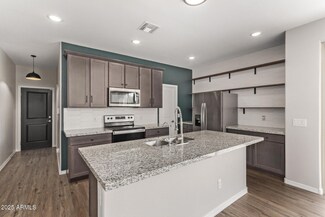 815 S 151st Ln, Goodyear, AZ 85338
