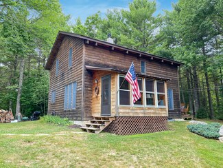 54 Hale Pond Rd, Wiscasset, ME 04578