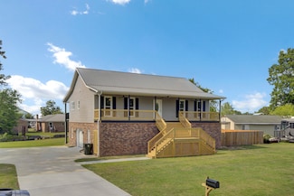 108 Mourning Dove Dr, Bonneau, SC 29431
