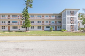 6015 19th St N Unit 115, Saint Petersburg, FL 33714