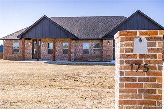 175 Maple Leaf Dr, Durant, OK 74701
