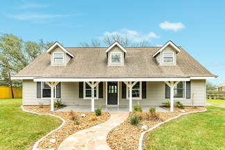 1156 Quarter Horse Trail, Angleton, TX 77515