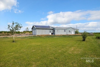 798 W 100 S, Paul, ID 83347